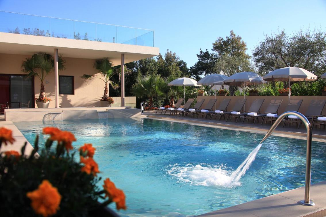 Seventeen Hotel Valbonne Exterior photo