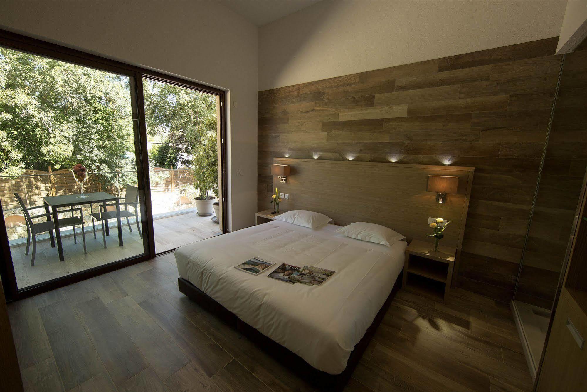 Seventeen Hotel Valbonne Exterior photo